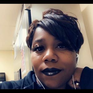 Meet your Posher, Katrina